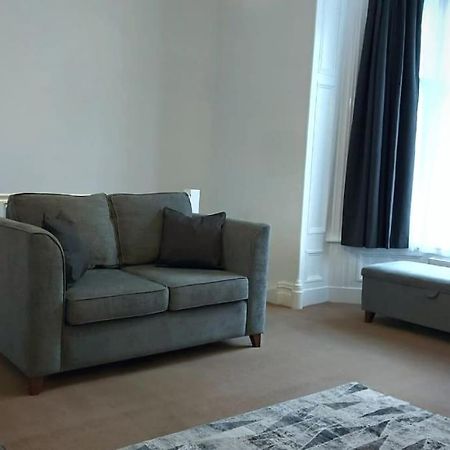 Stylish Apartment In City Centre With Parking Preston  Eksteriør billede